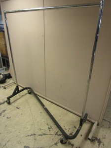 lot 608 image: ROLLING Z-RACK