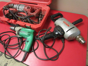 lot 617 image: MILWAUKEE 12 RIGHT ANGLE DRILL, SEARS CRAFTSMAN ELECTRIC 12 DRILL, HITACHI 58 HAMMER DRILL