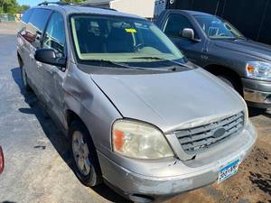 2004 Ford Freestar SES