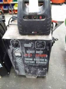 lot 107 image: Lot of 2 Battery Chargers