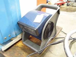 lot 114 image: Blower