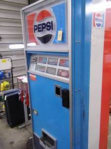 lot 115 image: Pepsi Machine