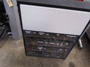 lot 119 image: Auto Lights w Cabinet