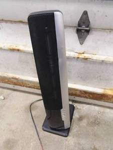 lot 126 image: Lasko Heater
