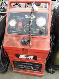 lot 140 image: MotorVac Carbon Clean System