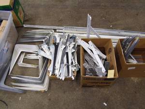 lot 145 image: Shelf Standards  - Brackets