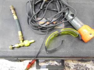 lot 163 image: Blu Point AC Dye Injector- Black Light - Glasses - Case