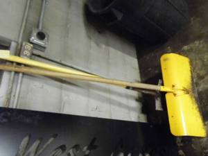 lot 231 image: Lot of 2 Shovels