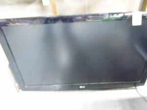 lot 282 image: LG TV