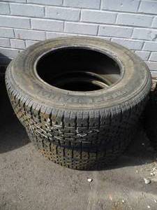 lot 325 image: 2 Aderado Tires