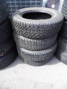 lot 333 image: 4 Magna Tires