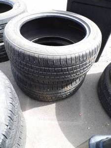 lot 354 image: 2 Mozz Tires