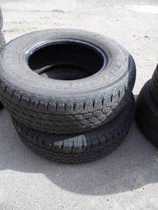 lot 376 image: Lot of 2 Tires