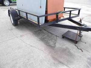 lot 294 image: Trailer w Drop Gate