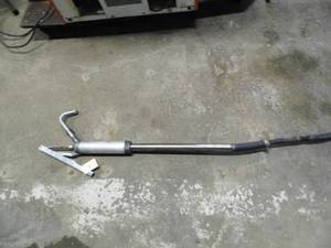lot 16 image: Barrel Pump