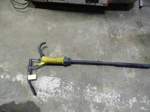 lot 17 image: Barrel Pump