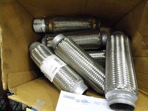 lot 24 image: Lot of 10 Exhaust Flex Pipes