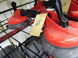lot 68 image: Windshield RemovalInstallation Suction Cups