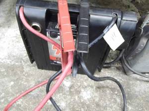 lot 74 image: Jump Starter