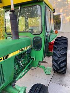 lot 379 image: John Deere 1250