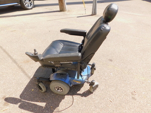 Invacare Pronto M41 Power Wheelchair  Scooter with SureStep