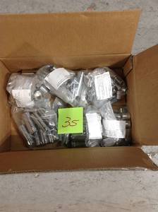 lot 35 image: Husky 14 in., 38 in. and 12 in. Drive Socket Set (200-Piece) &nbspin good condition