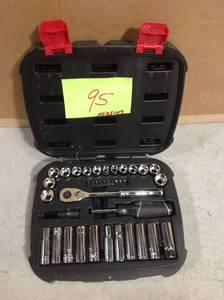 lot 95 image: Husky Mechanics Tool Set (38-Piece)  MISSING PCS