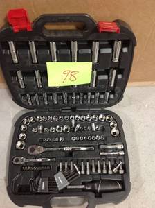 lot 98 image: Husky Mechanics Tool Set (111-Piece) &nbspin good condition