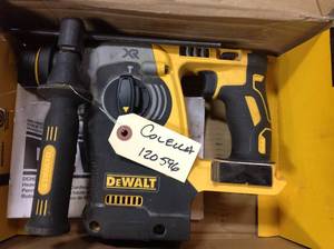 lot 51 image: DEWALT 20-Volt MAX XR Lithium-Ion Cordless 1 in. SDS-Plus Brushless L-Shape Concrete & Masonry Rotary Hammer (Tool-Only)&nbspin good condition