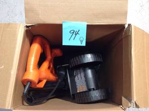 lot 94 image: Black & Decker LE750 Electric Landscape Edger&nbspin good condition