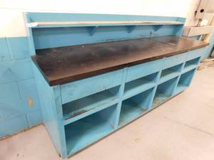 lot 406 image: Work Bench - 95.75(w) x 24.5(d) x 47.5(h)