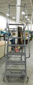 lot 345 image: Rolling Industrial 7 Step Ladder