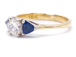 lot 18 image: Gorgeous .75 Carat Diamond and Fine Natural Sapphire Estate Ring in 18k Yellow Gold $4500