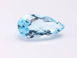 lot 35E image: 3.77 Carat Brilliant Custom Cut Sky Blue Topaz Gemstone Loose