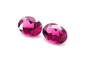 lot 45A image: (2) 2.02 Carats - Pair of Rhodolite Garnet Gemstones Oval Cut