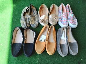 Womens Slides Size 6