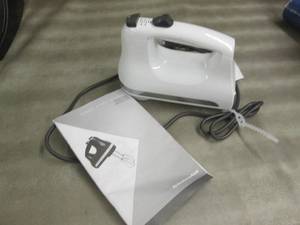Kitchen Aid 5 Speed Mixer no box, n...
