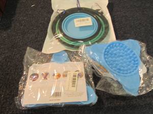 3 Collapsible Pet Bowls, 2 Slow Fee...