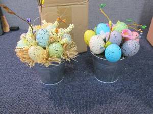 2 Easter Dcor Baskets...