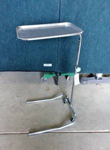 Brewer Mobile Mayo Stand Height Adjustable - Tray Is Removable - Great Condition