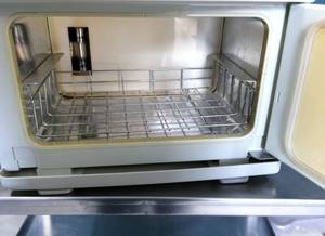 B&ampS CB-8S Ultraviolet Towel Warmer with UV lamp, to keep towel wet, warm and most importantly sterilized&nbsp Great Working Condition - Please Note Handle Is Broken Off - Does Not Affect Function