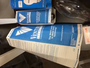 LOT OF NEW IN PACKAGE EXPENSIVE LIGHT BULBS
