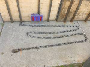 15 516 log chain. Nearly new. As shown.