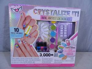 New 3000 Piece Nail Art Design Kit