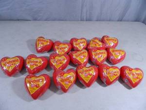 16 New Plastic Hearts Full of Starburts