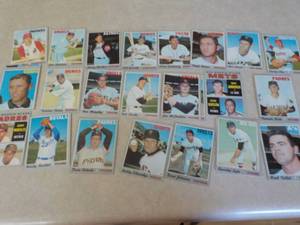 25 1970 Topps Baseball Cards...