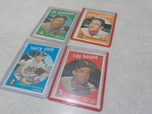 4 1959 Topps Baseball Cards...