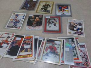 25 Hockey Star Cards...