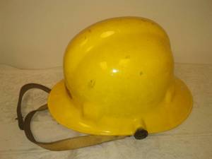 lot 13 image: Authentic Hard Hat  Yellow.