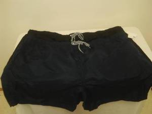 lot 97 image: New Mens 4XL Swimsuits (2). Black Navy, pockets, liner, drawstring and elastic.